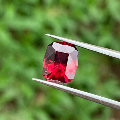 Red Garnet Modified Octagon 1.97 Ct Natural Loose Gemstone For Jewelry Making