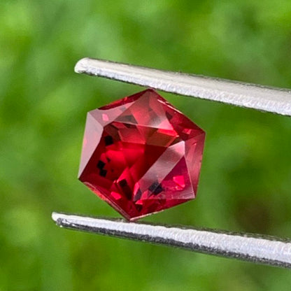 Natural Red Garnet Hexagon Fancy Lotus Cut Design 1.45 Ct Loose Gemstone for Jewelry Making