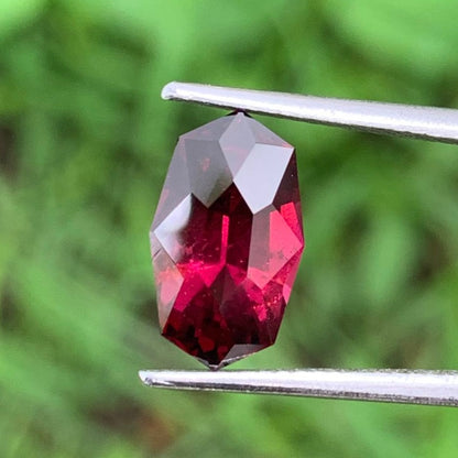 Deep Red Garnet Octagon 2.85 Ct Natural Unheated Loose Gemstone from Sri Lanka