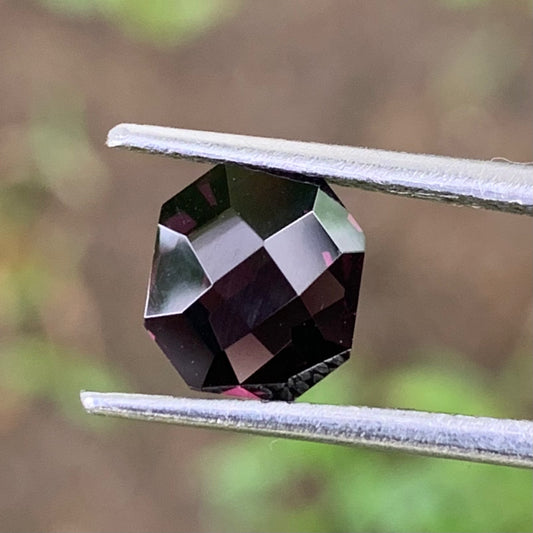 Dark Spinel Checkerboard Cut Natural Unheated 1.45 Ct cheap Ceylon Loose Gemstone