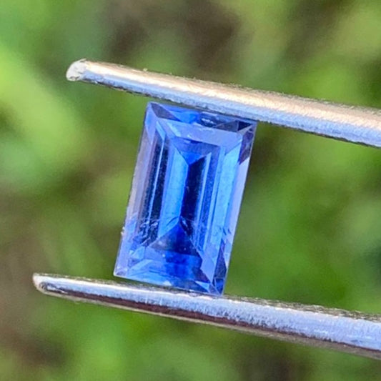 Blue Sapphire Rectangle 1.25 Ct Natural Loose Gemstone from Sri Lanka