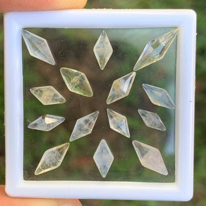 Salt and Pepper Sapphire & Yellow Sapphire Crystal Kites Wholesale Parcel of 8.71 Ct / 14 Stones Natural Unheated Loose Gemstones