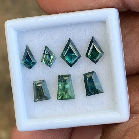 Unheated Sapphire Green Sapphire Kite & Tapered Baguette 3.56 Ct / 7 Natural Loose Gemstone Parcel