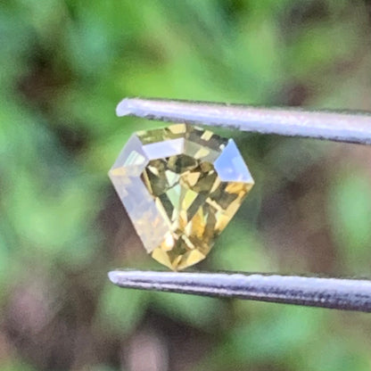 Yellowish Green Zircon Shield 0.78 Ct Natural Loose Gemstone for Jewelry Making