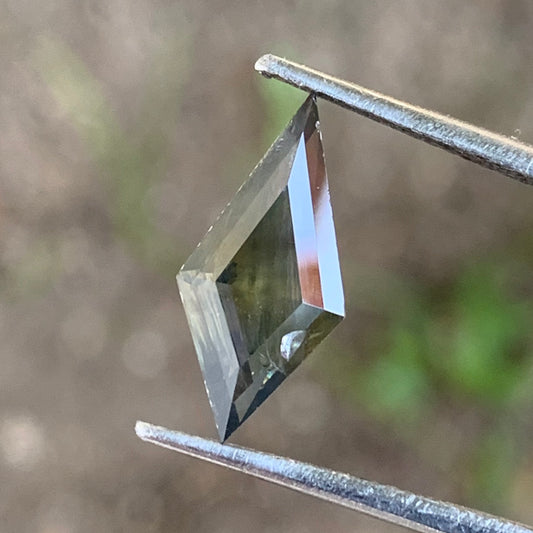 Deep Green Zircon Kite 2.5 Ct Loose Gemstone from Sri Lanka