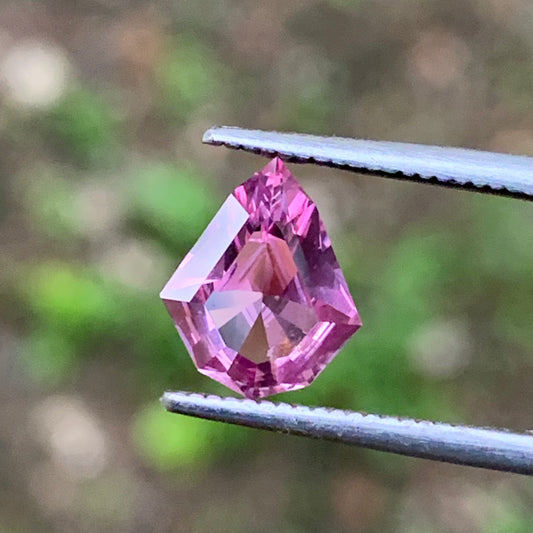 Pink Spinel Geometric Shape Shield 1.16 Ct Natural Loose Gemstone for Jewelry Making