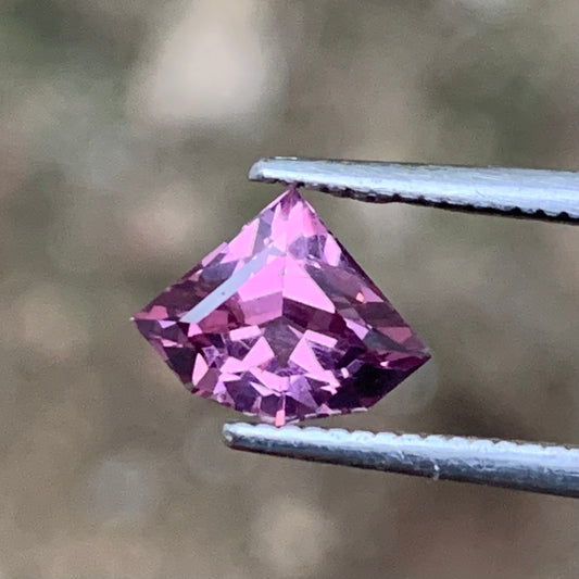 Purple Spinel Geometric Shape Shield 1.01 Ct Natural Loose Gemstone for Jewelry Making