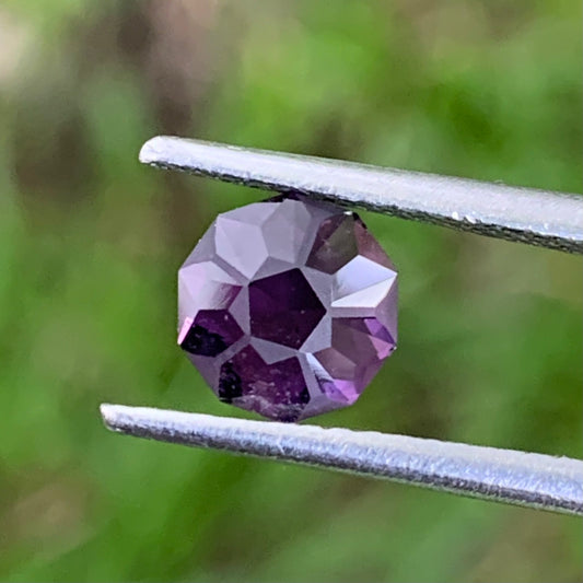 Spinel Polygonal Flower Cut Dark Purple Round 5.85 mm / 0.87 Ct Natural Loose Gemstone For Jewelry