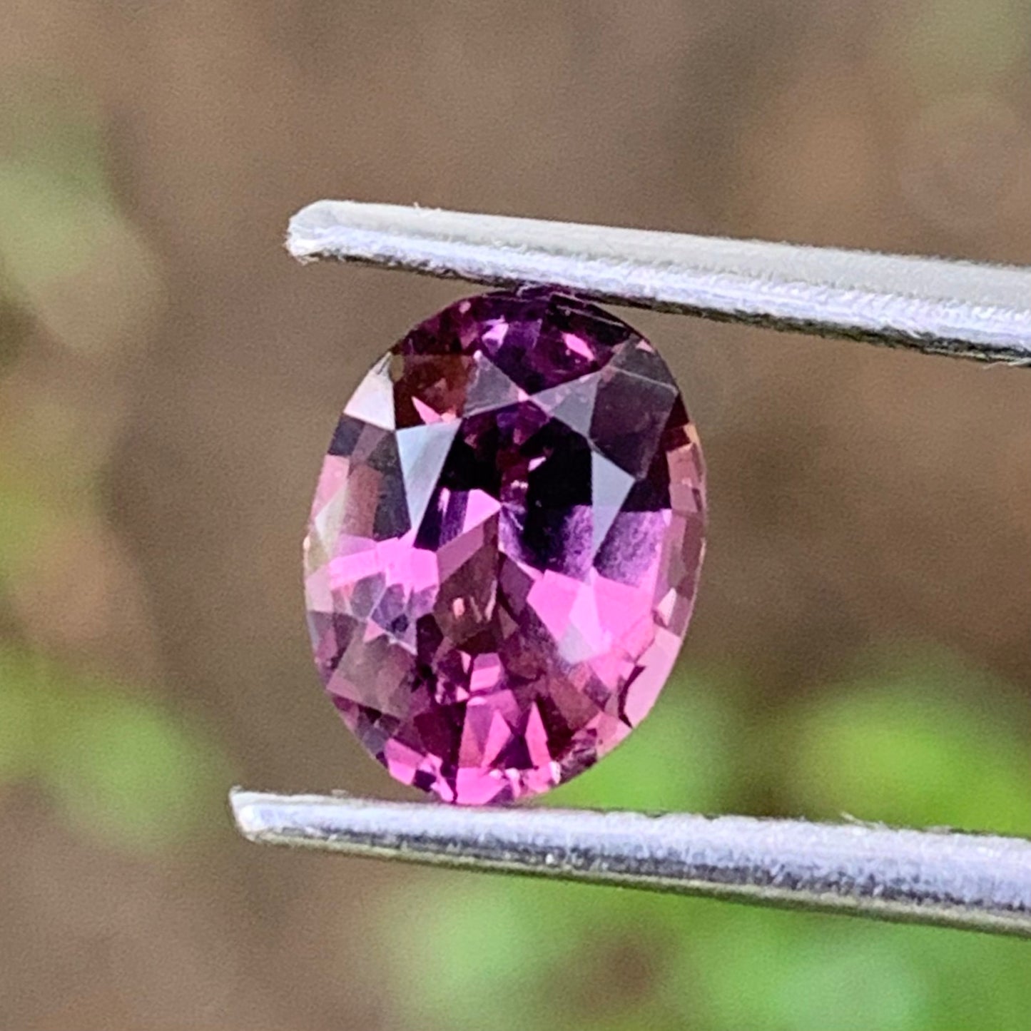 Reddish Purple Spinel Natural Unheated / Untreated 1.15 Ct Oval Loose Gemstone