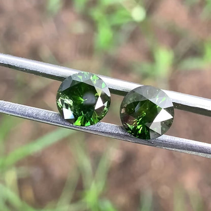 Green Zircon Round Pair 7.7 mm / 5 Ct Natural Loose Gemstones For Earrings