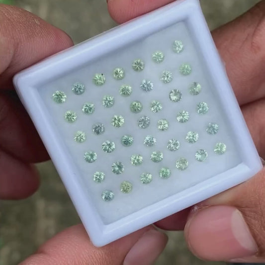 ✨ Green Sapphire - 2.6 mm Rounds, 3.84 Ct Loose Gemstone Parcel (43 Stones) 💎