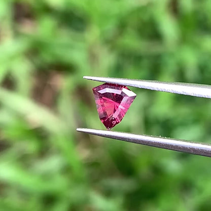 Red Garnet Fantasy / Concave Cut Fancy Shield 0.47 Ct Natural Loose Gemstone For Jewelry Making 💎✨