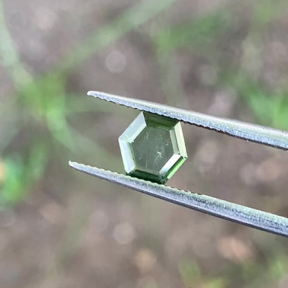 Portrait Cut Green Zircon Hexagon Tablet 0.87 Ct Natural Loose Gemstone For Jewelry