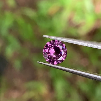 Pink Spinel Round 5.4 mm / 0.62 Ct Natural Loose Gemstone For Jewelry Making 💎✨