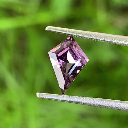 Velvet Spinel Kite 1.05 Ct Loose Gemstone From Sri Lanka
