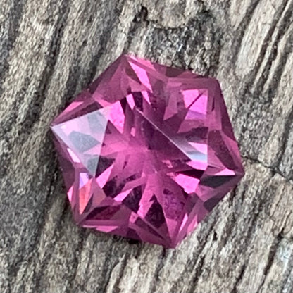 Purplish Pink Spinel Hexagon 0.95 ct Creative Lotus Cut Loose Gemstone